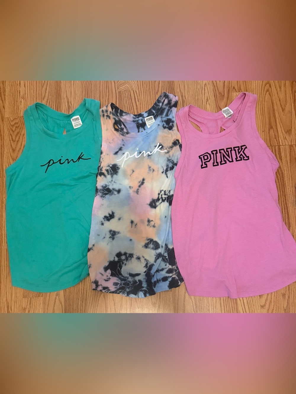 PINK Victoria’s Secret Tank Top Bundle S